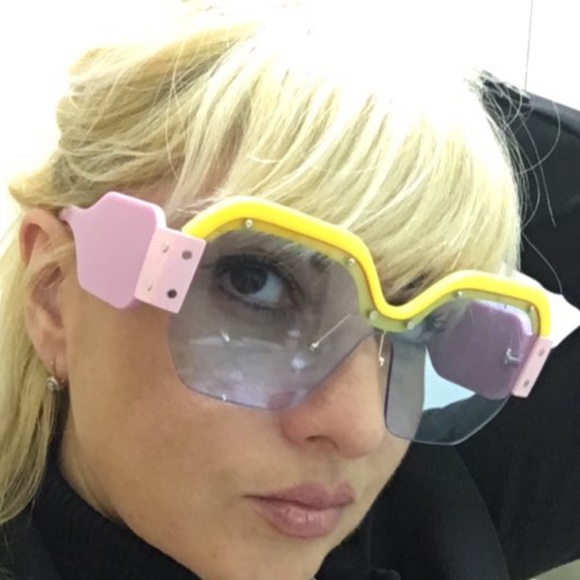 Sunglasses - Picture 2 of 3